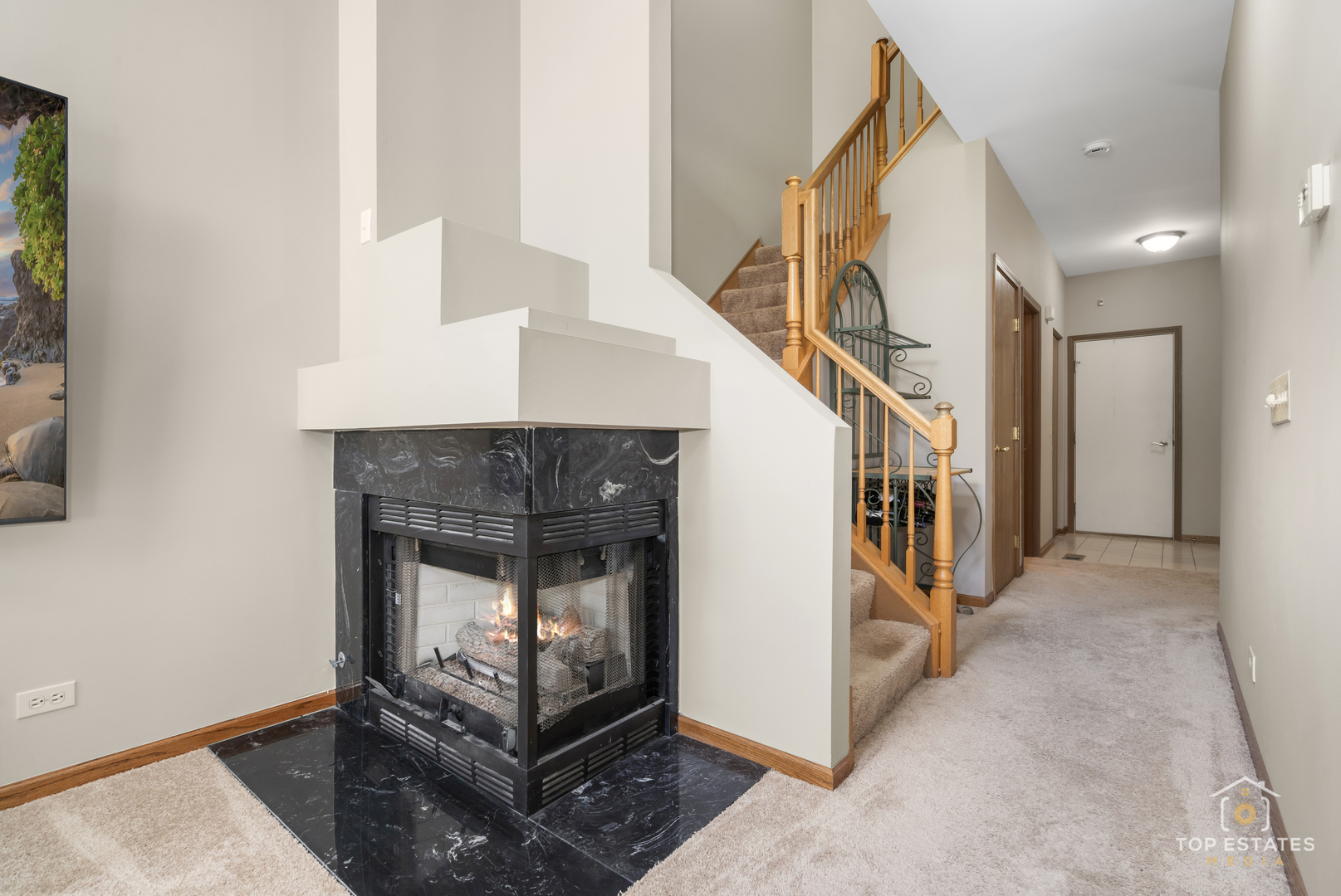 951 Viewpoint Drive #951, Lake In The Hills, IL 60156