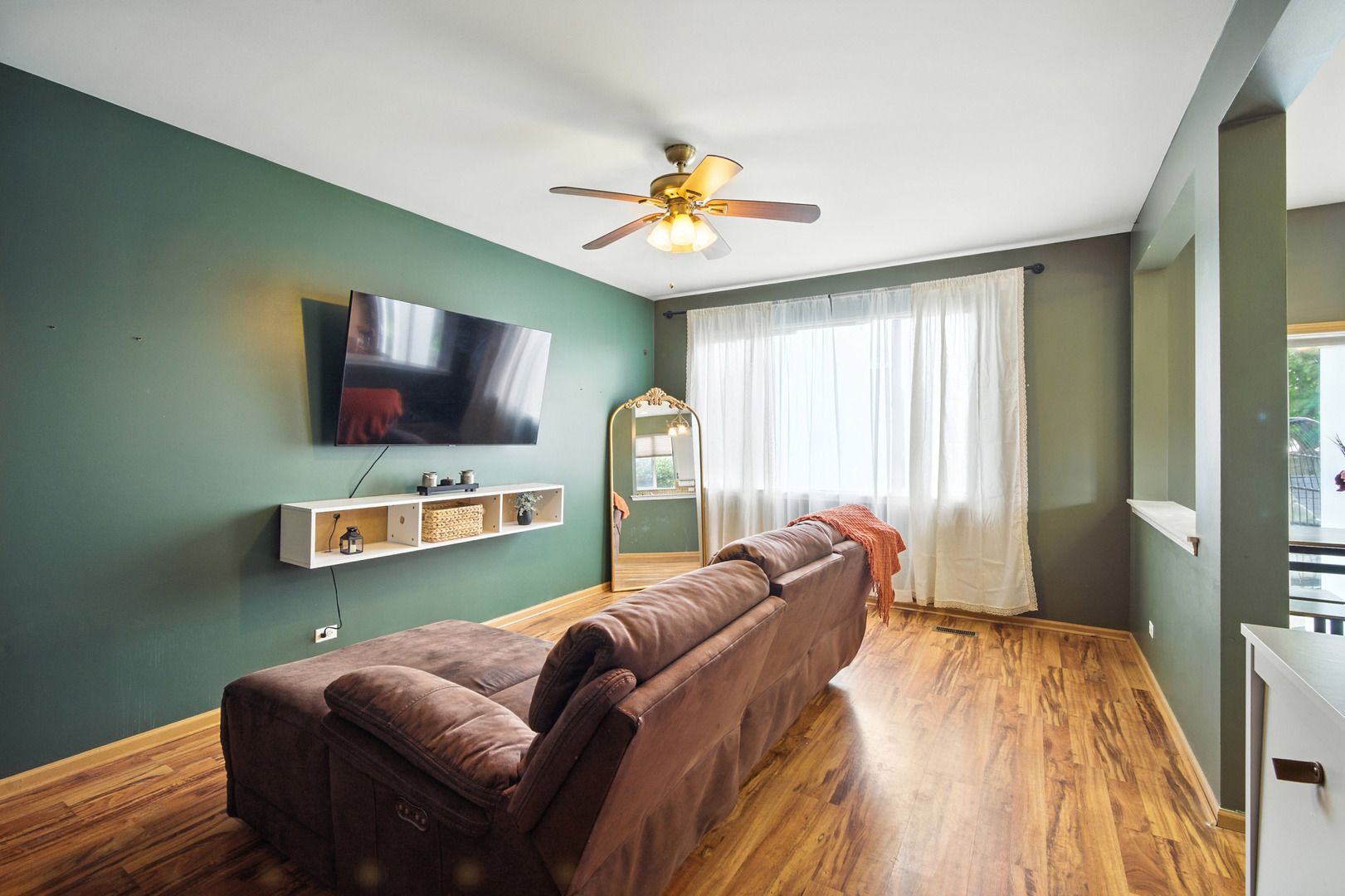 530 W Kristina Lane, Round Lake, IL 60073