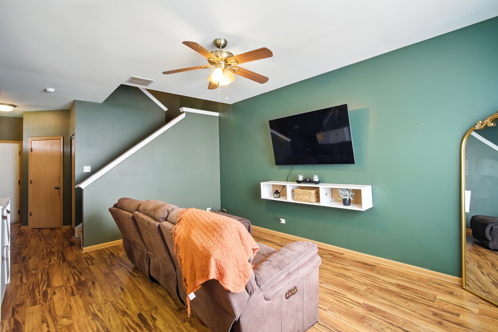 530 W Kristina Lane, Round Lake, IL 60073