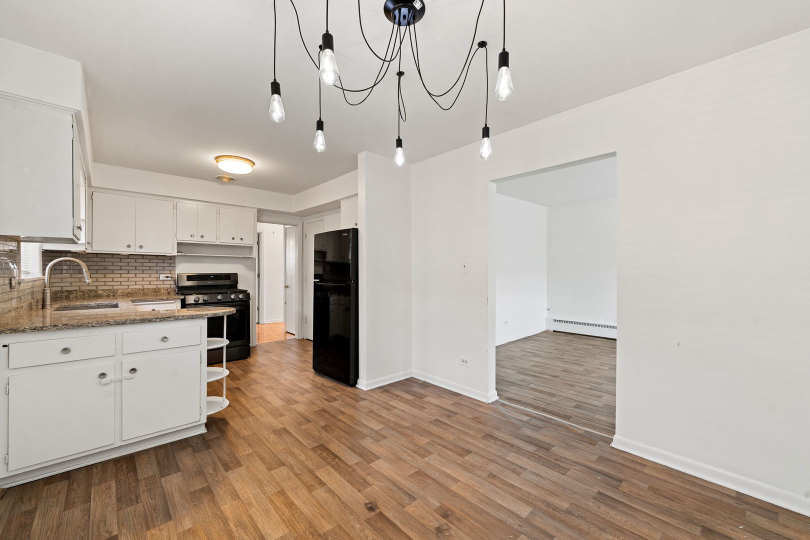 7027 W diversey Avenue, Chicago, IL 60707