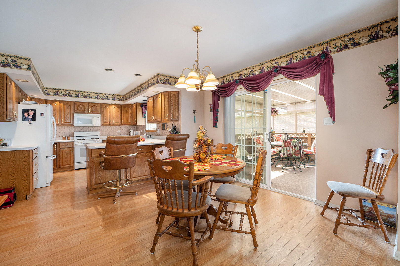 18358 Willow Lane, Lansing, IL 60438