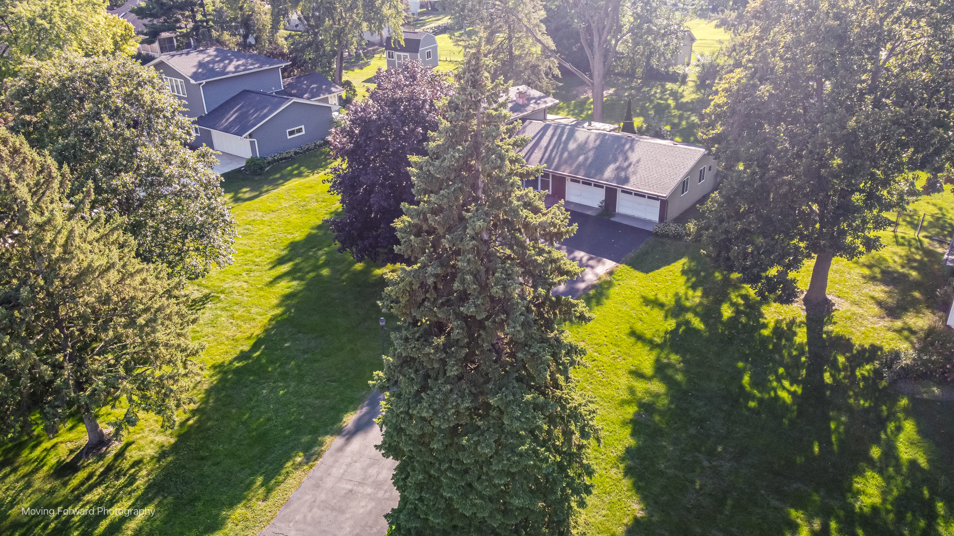 126 Rosedale Court, Bloomingdale, IL 60108
