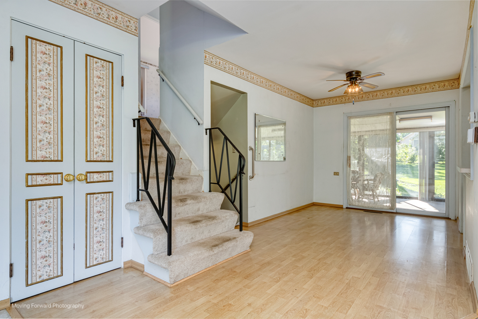 126 Rosedale Court, Bloomingdale, IL 60108
