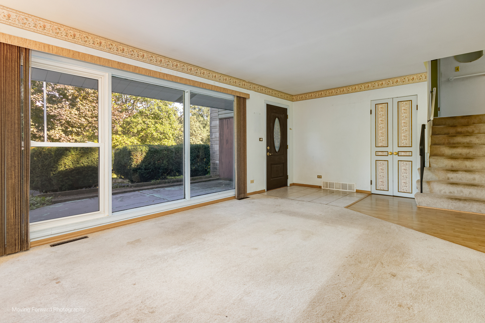 126 Rosedale Court, Bloomingdale, IL 60108