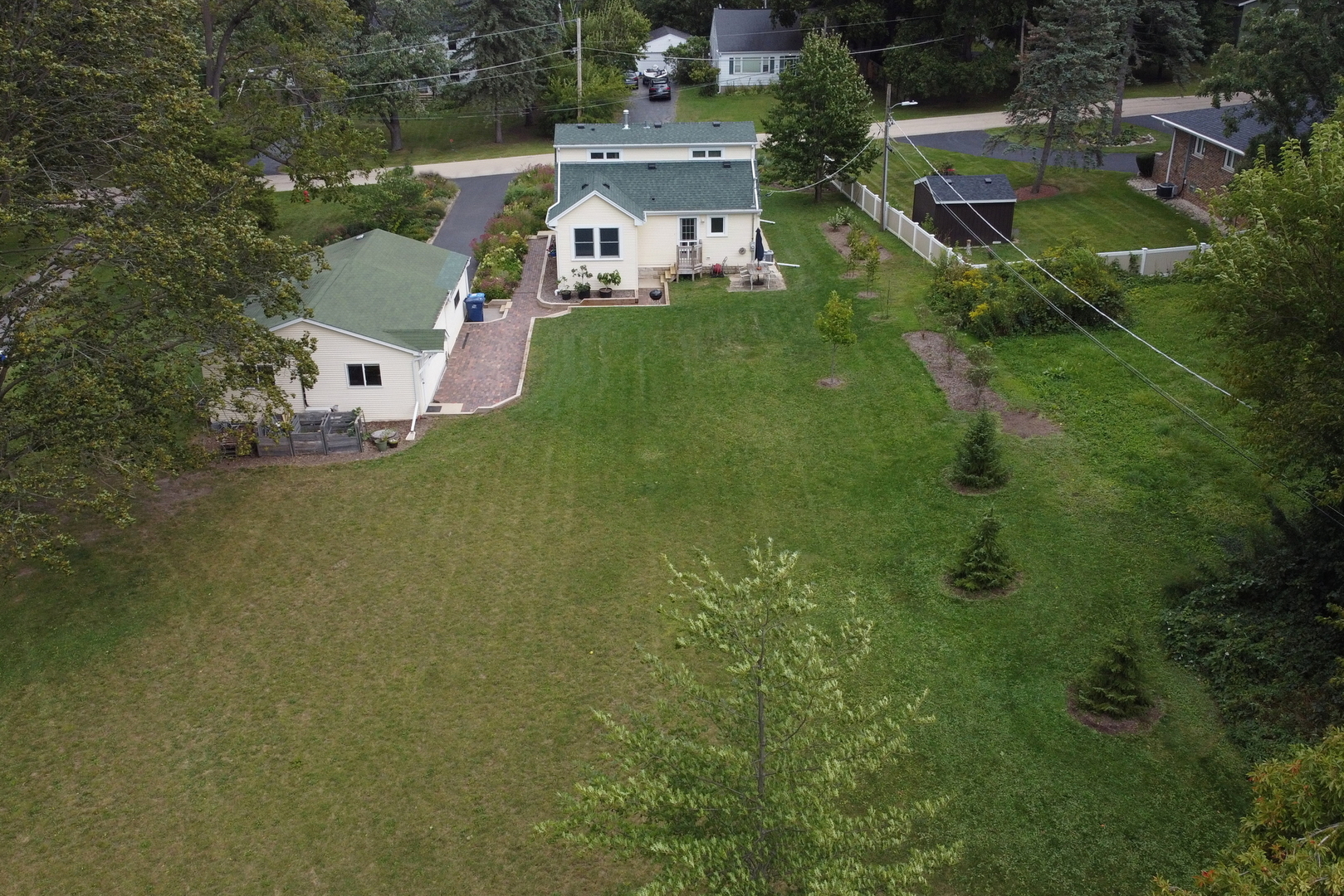 732 Rogers Road, Gurnee, IL 60031