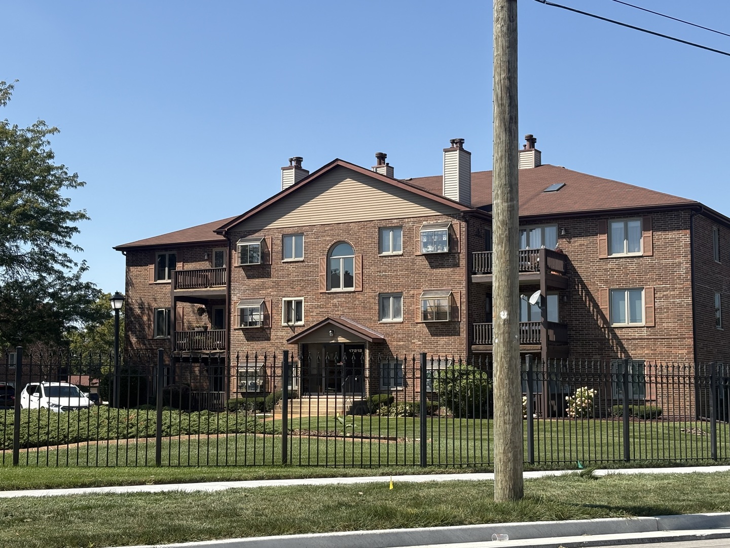 17218 Ridgeland Avenue #3s, Tinley Park, IL 60477