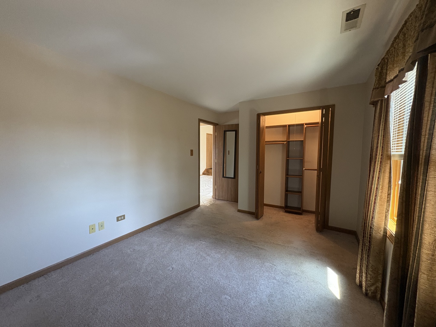 17218 Ridgeland Avenue #3s, Tinley Park, IL 60477
