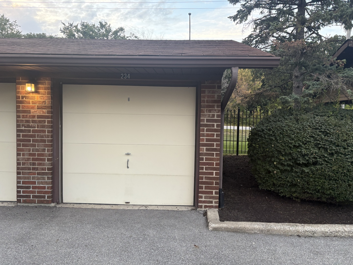 17218 Ridgeland Avenue #3s, Tinley Park, IL 60477