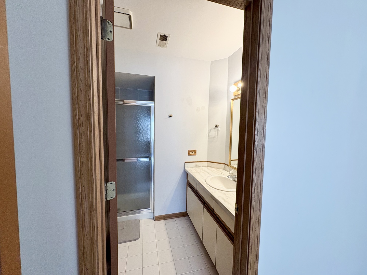 17218 Ridgeland Avenue #3s, Tinley Park, IL 60477