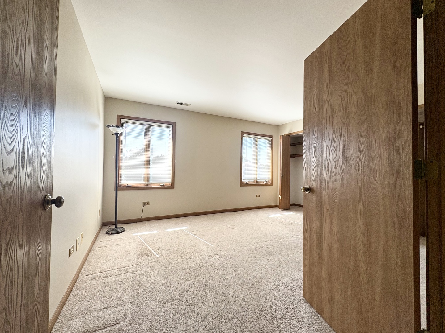 17218 Ridgeland Avenue #3s, Tinley Park, IL 60477