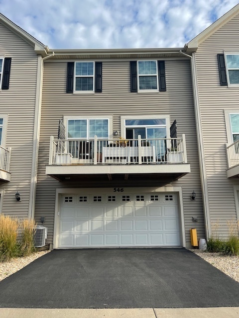 546 Cimmaron Circle, Crystal Lake, IL 60012