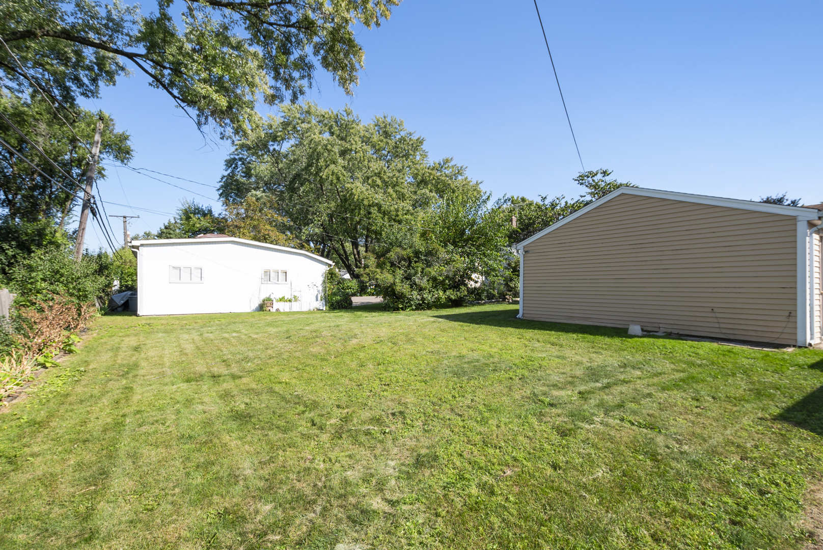 493 W Avery Street, Elmhurst, IL 60126