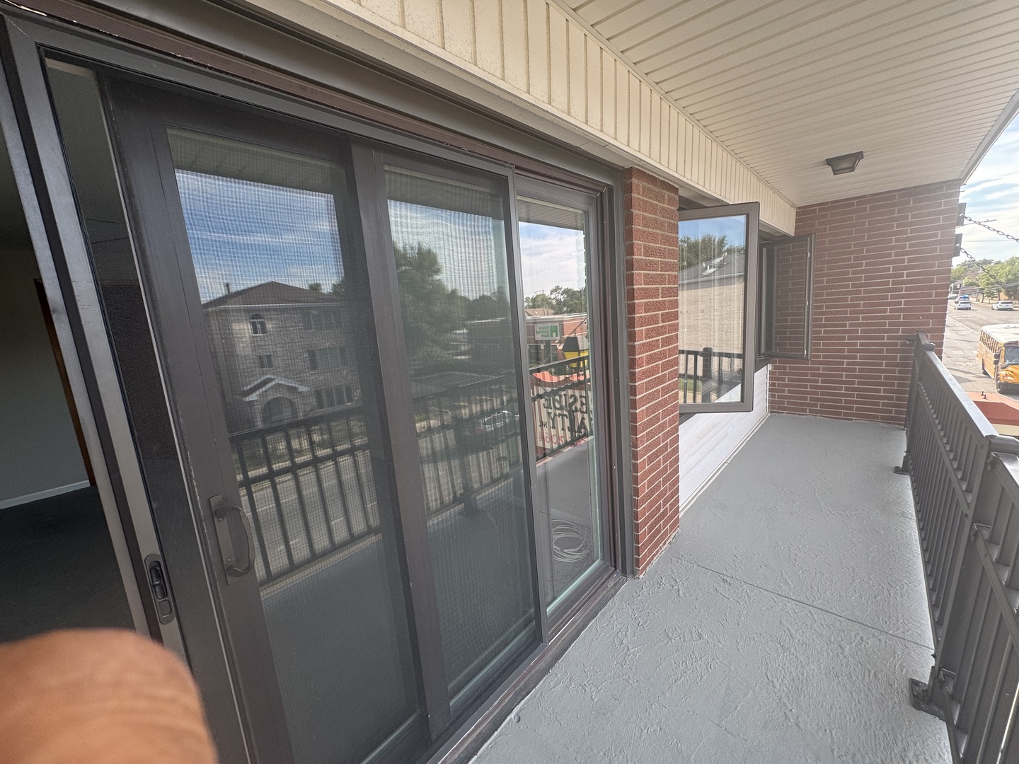 5943 W 63rd Street #3-f, Chicago, IL 60638