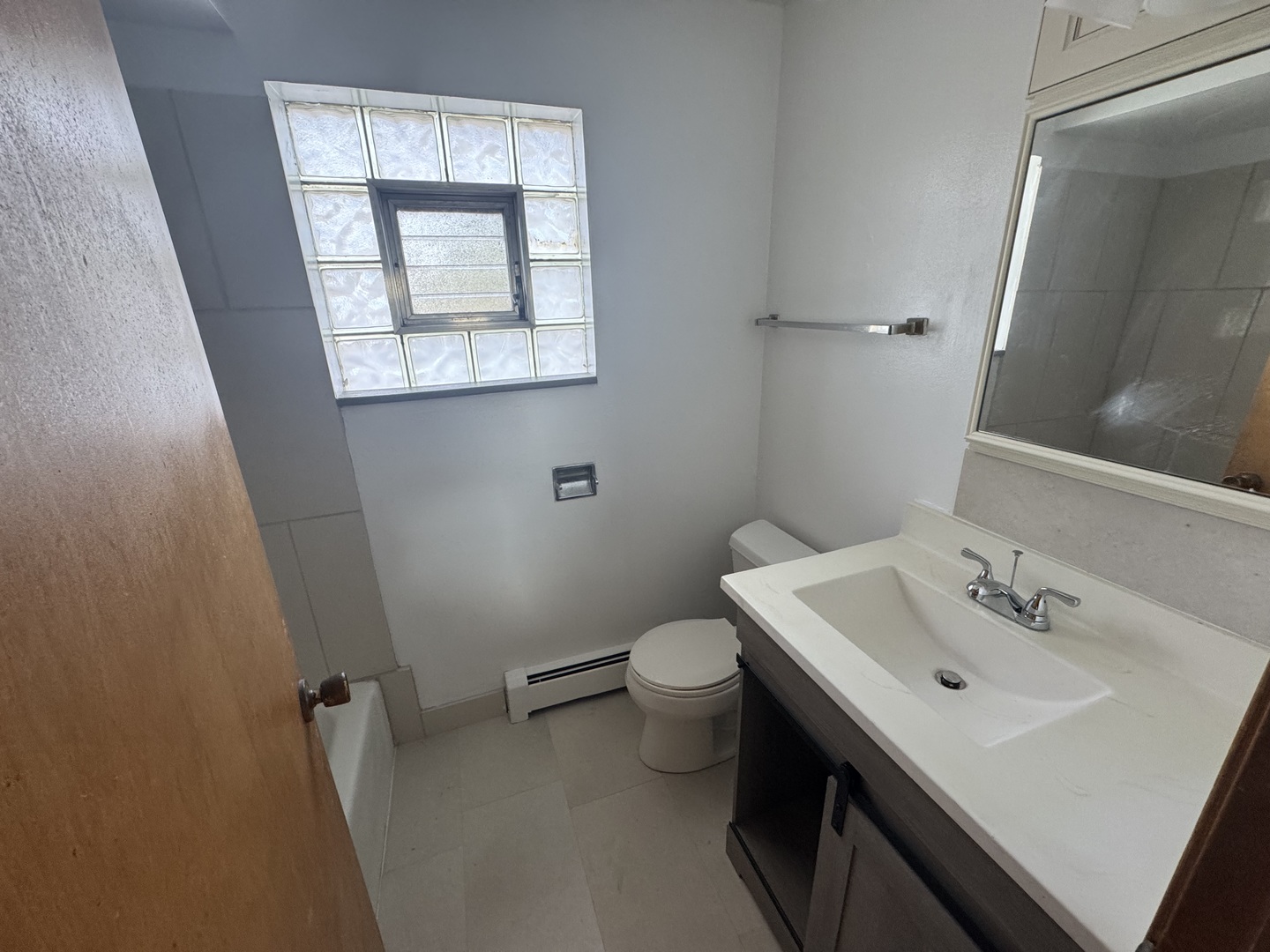 5943 W 63rd Street #3-f, Chicago, IL 60638