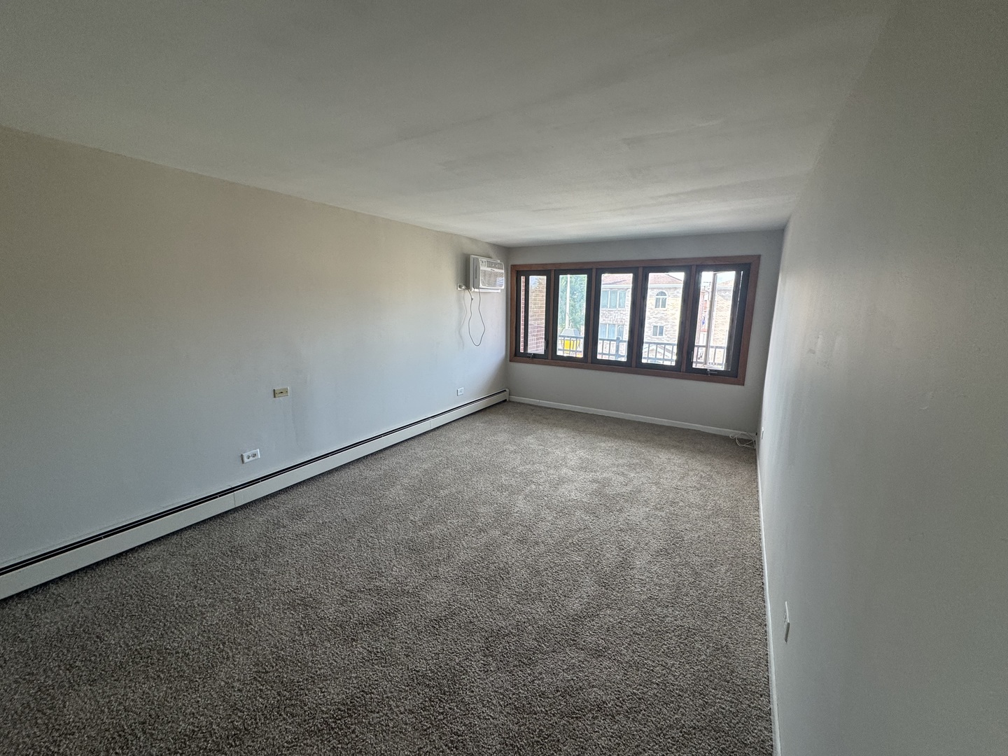 5943 W 63rd Street #3-f, Chicago, IL 60638