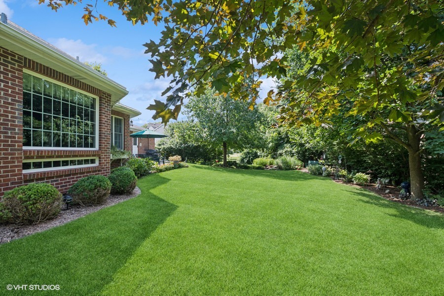 12646 S 69th Court, Palos Heights, IL 60463