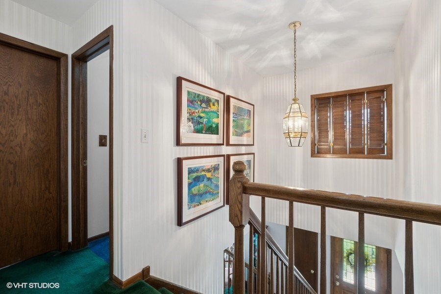 12646 S 69th Court, Palos Heights, IL 60463