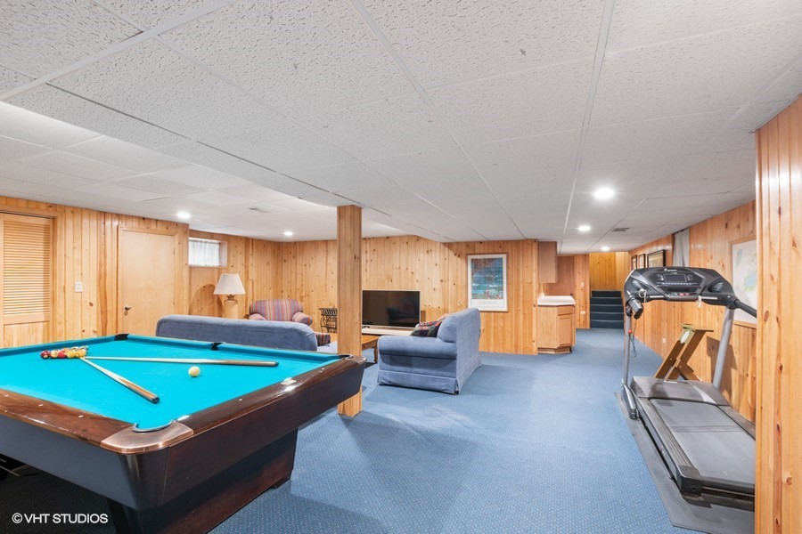 12646 S 69th Court, Palos Heights, IL 60463