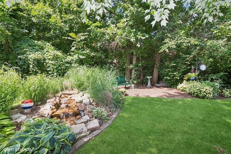 12646 S 69th Court, Palos Heights, IL 60463