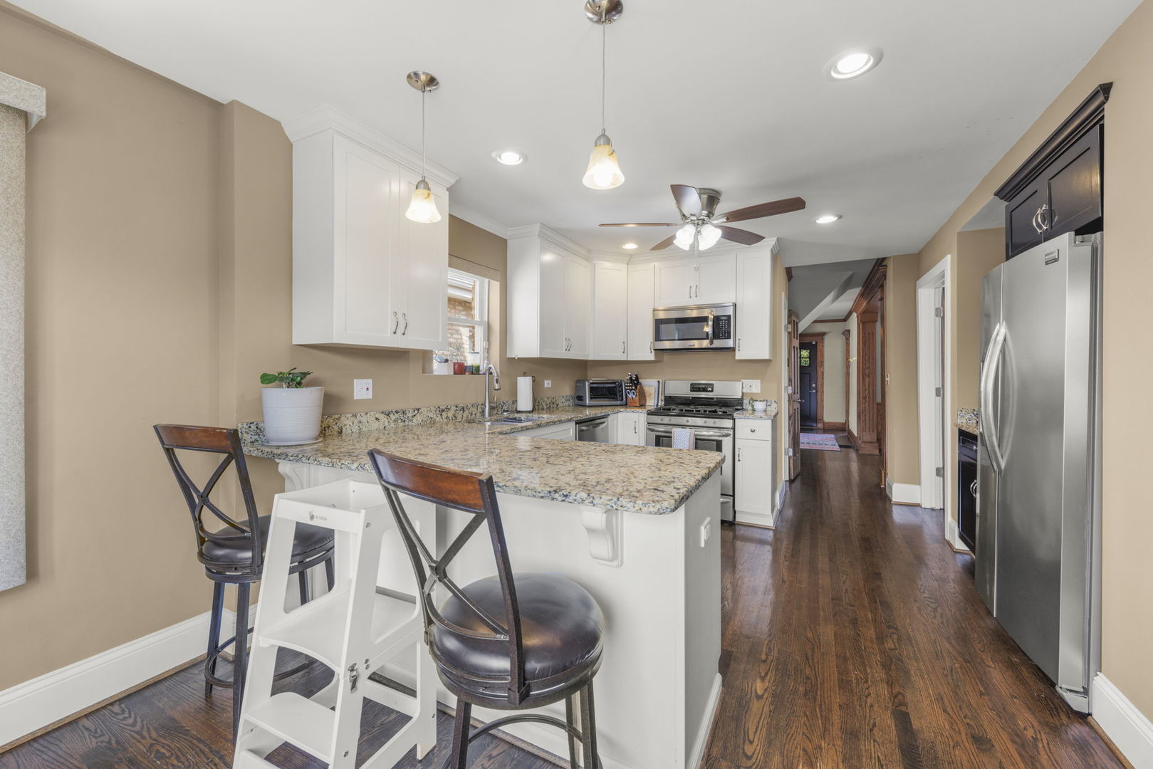 2636 Grove Avenue, Berwyn, IL 60402