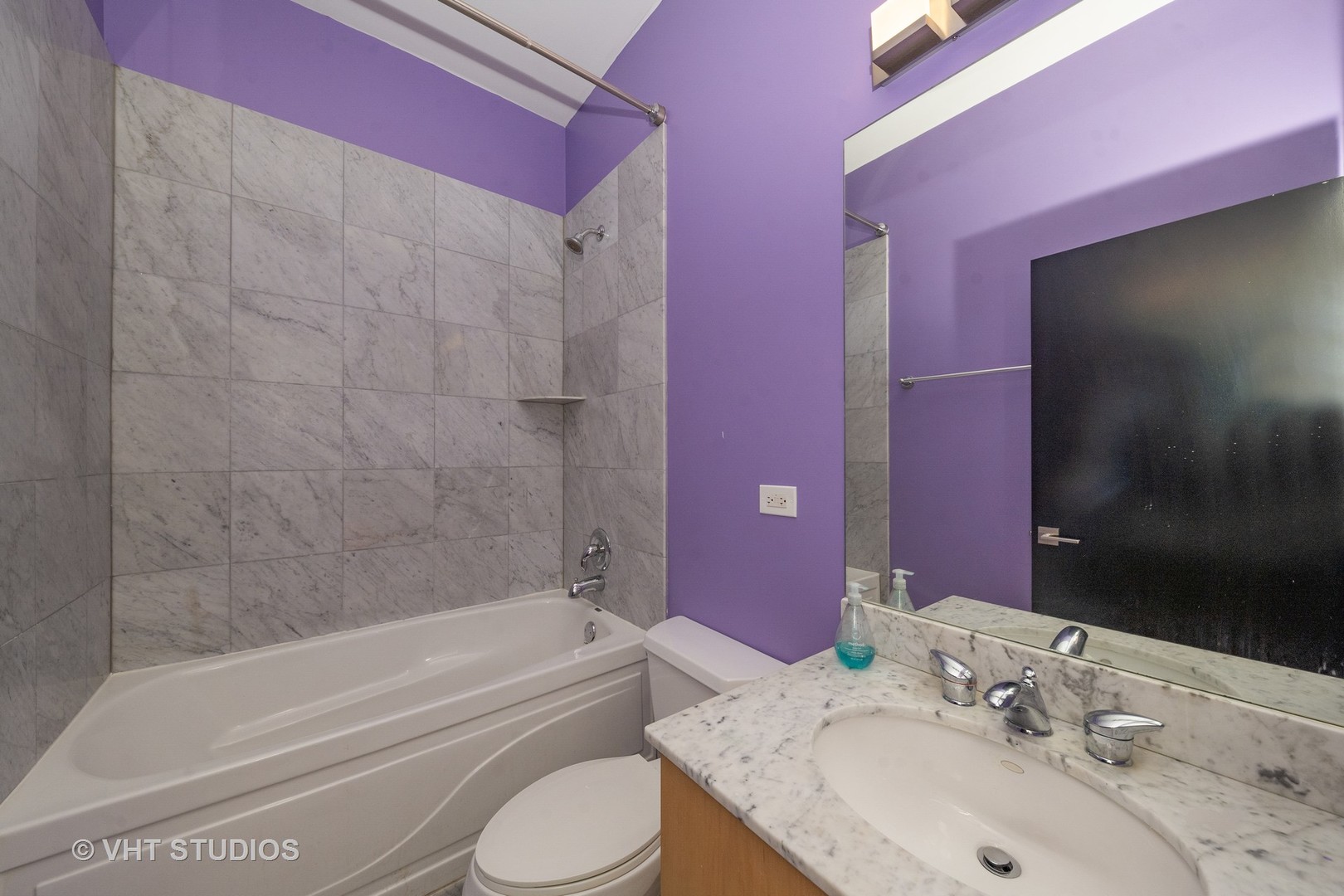 834 E 45th Street, Chicago, IL 60653