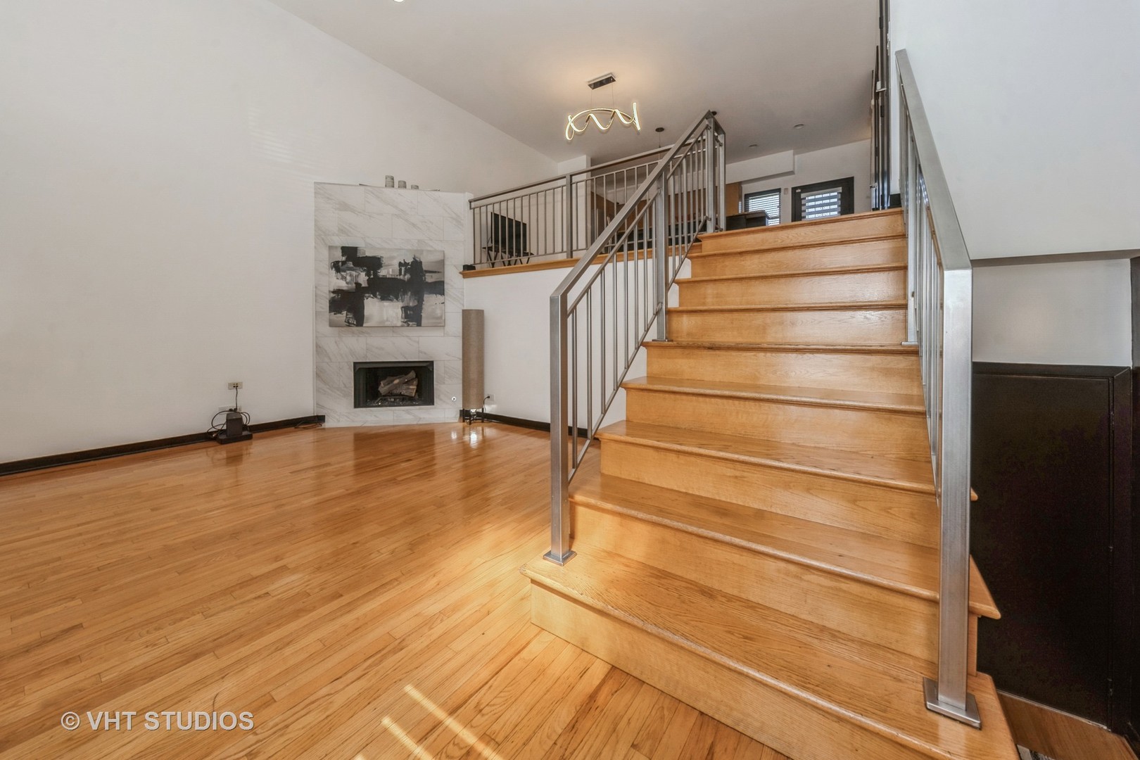 834 E 45th Street, Chicago, IL 60653