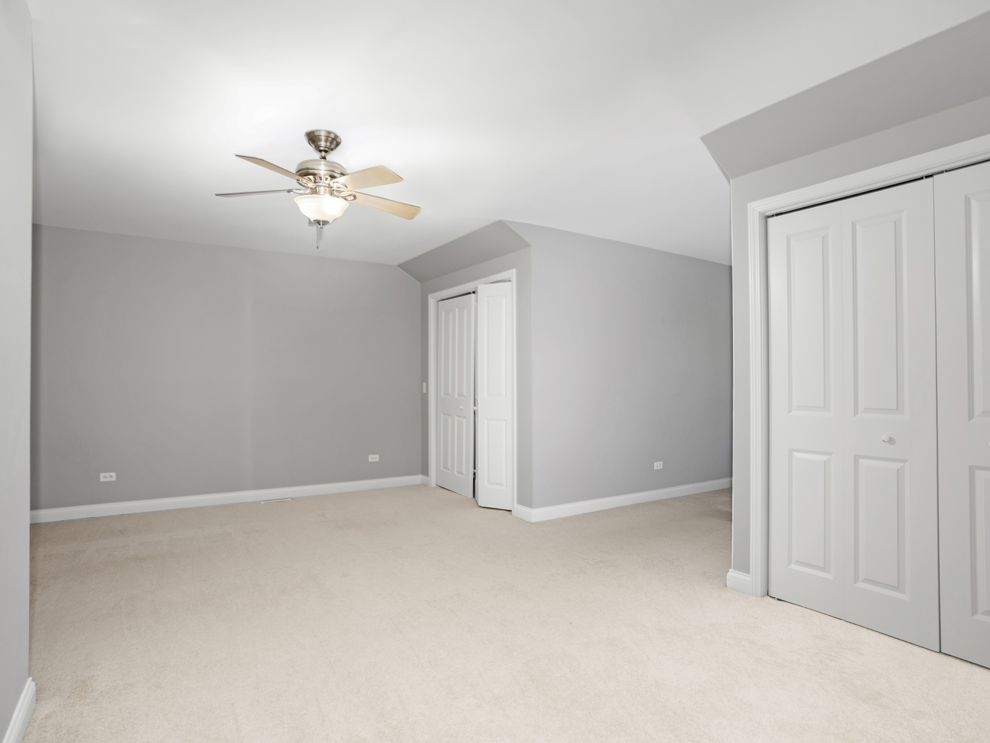 841 Rogers Street, Downers Grove, IL 60515
