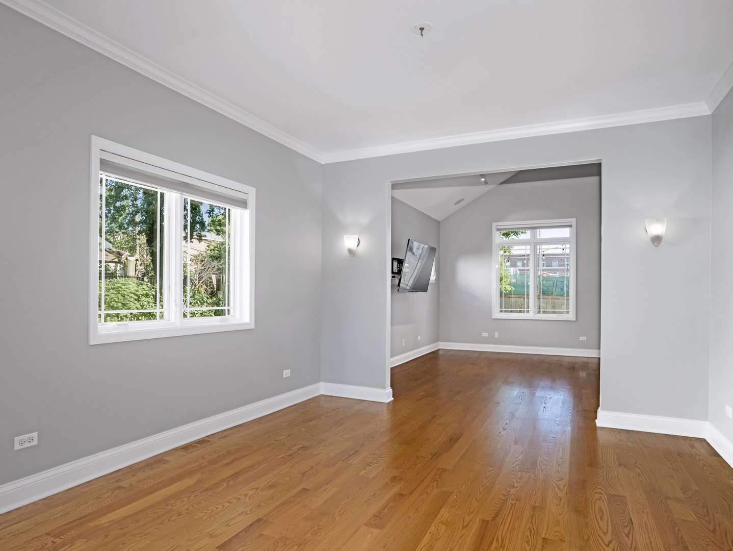 841 Rogers Street, Downers Grove, IL 60515