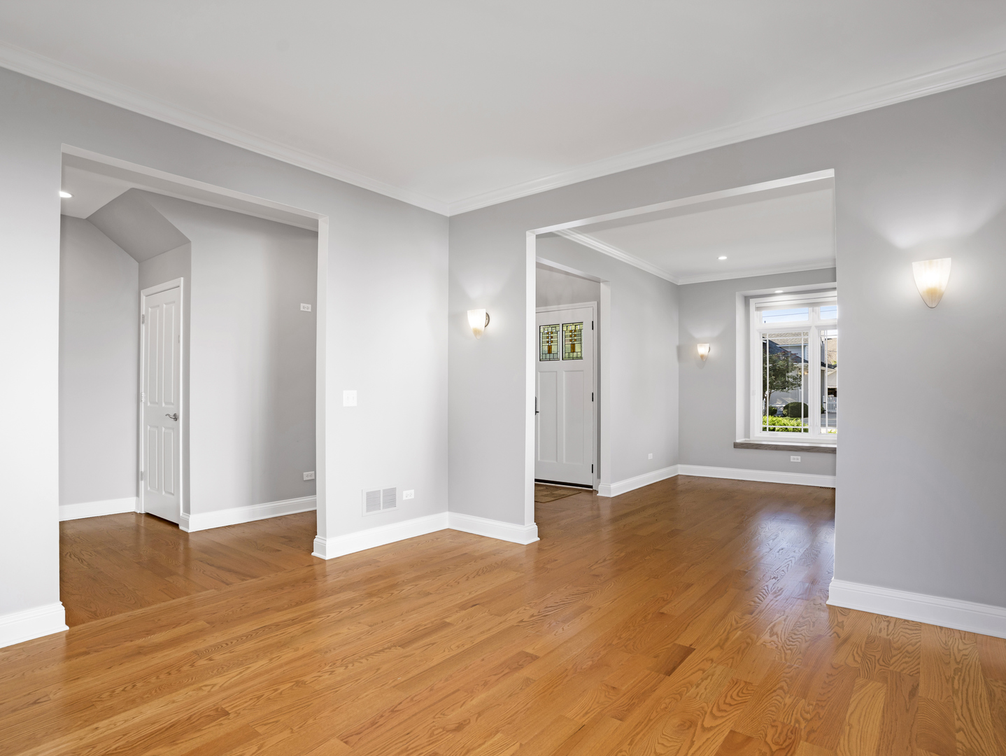 841 Rogers Street, Downers Grove, IL 60515