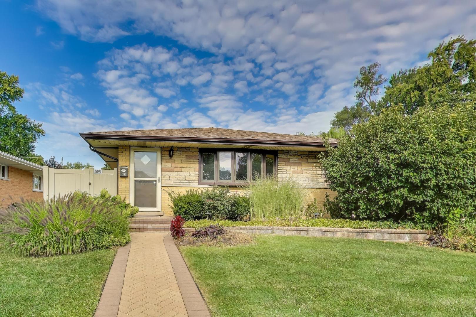 656 Jon Lane, Des Plaines, IL 60016