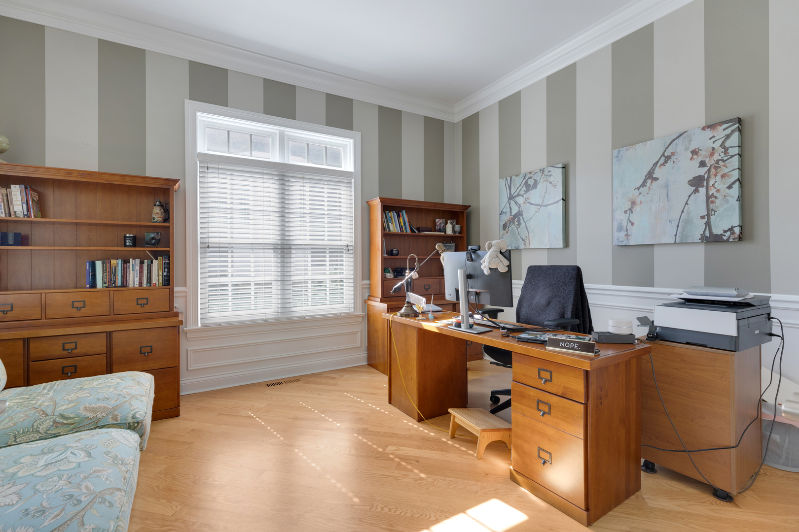 700 E Sunnyside Avenue, Libertyville, IL 60048