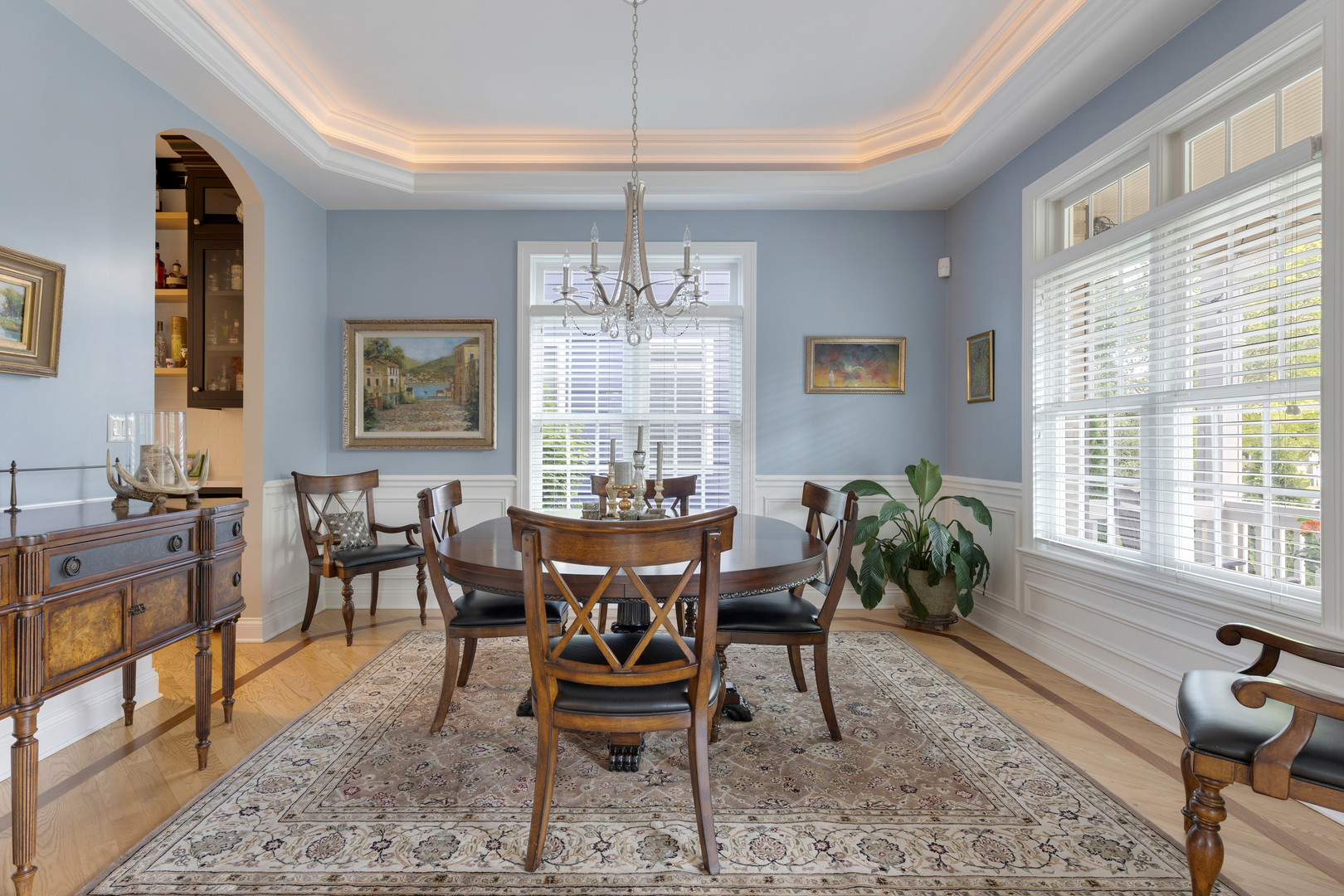 700 E Sunnyside Avenue, Libertyville, IL 60048