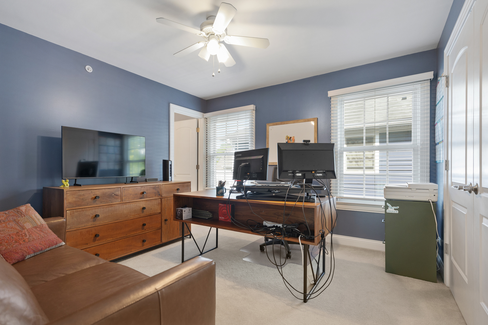 700 E Sunnyside Avenue, Libertyville, IL 60048