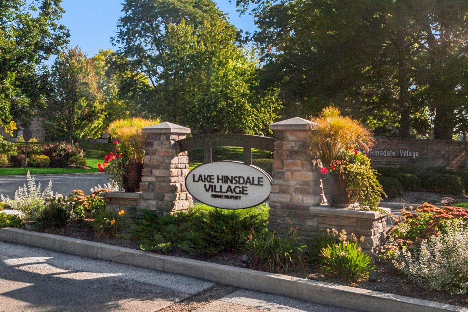 701 Lake Hinsdale Drive #309, Willowbrook, IL 60527