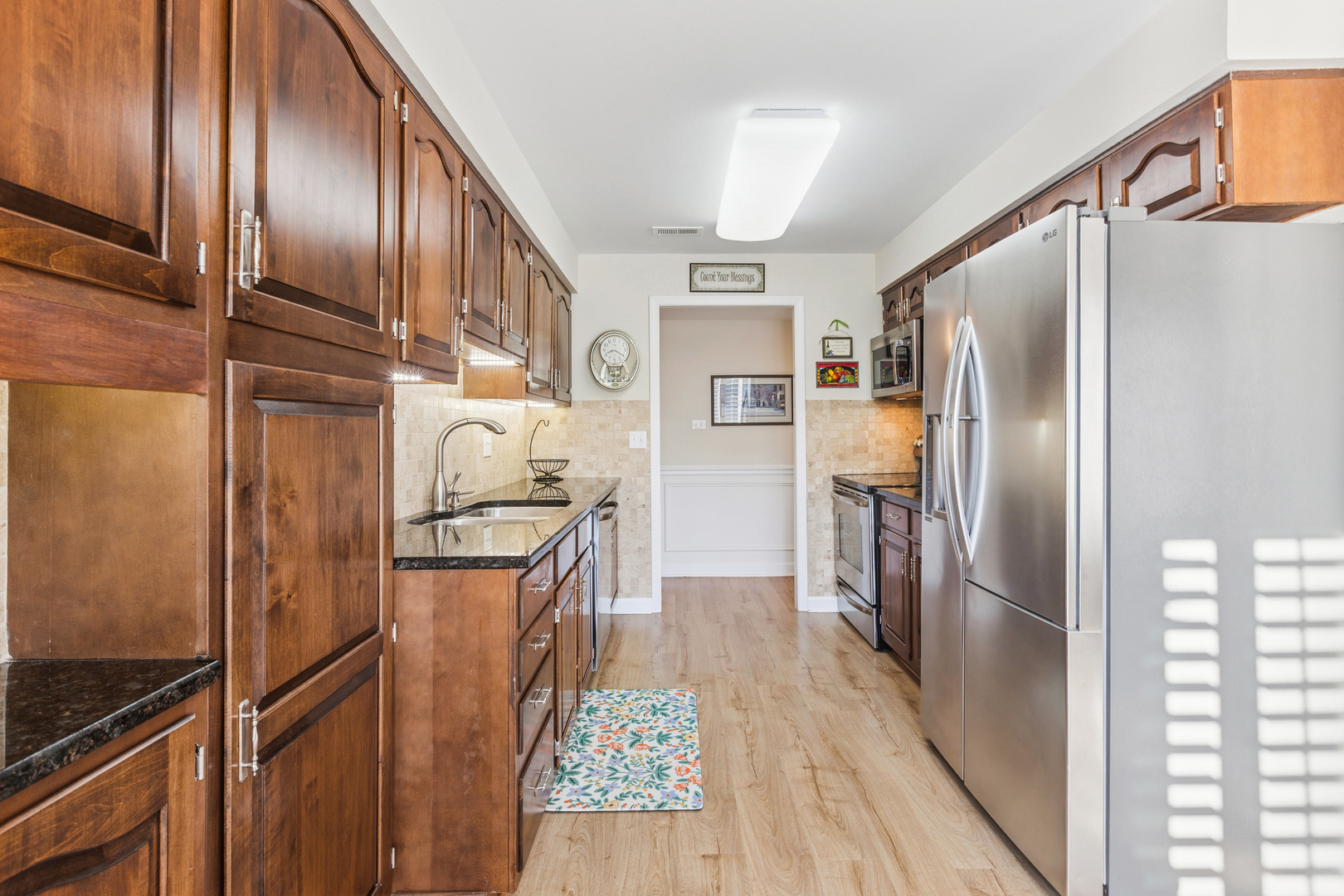 701 Lake Hinsdale Drive #309, Willowbrook, IL 60527