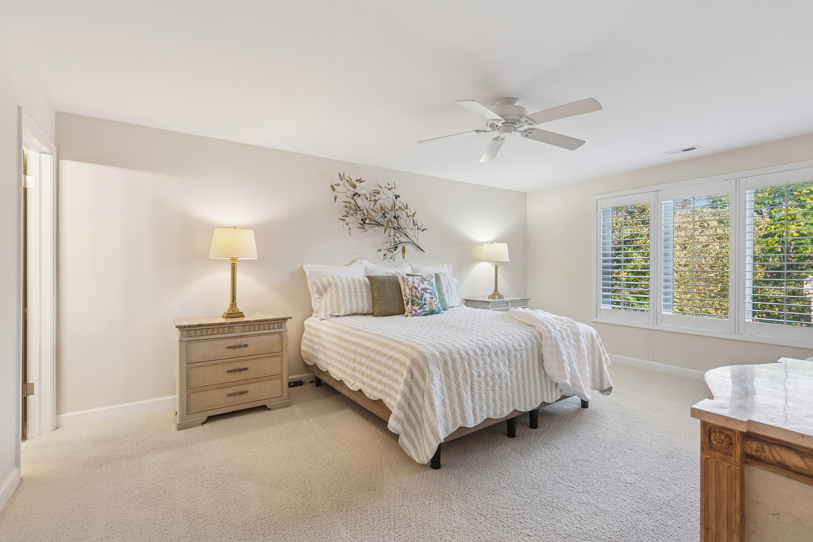 701 Lake Hinsdale Drive #309, Willowbrook, IL 60527