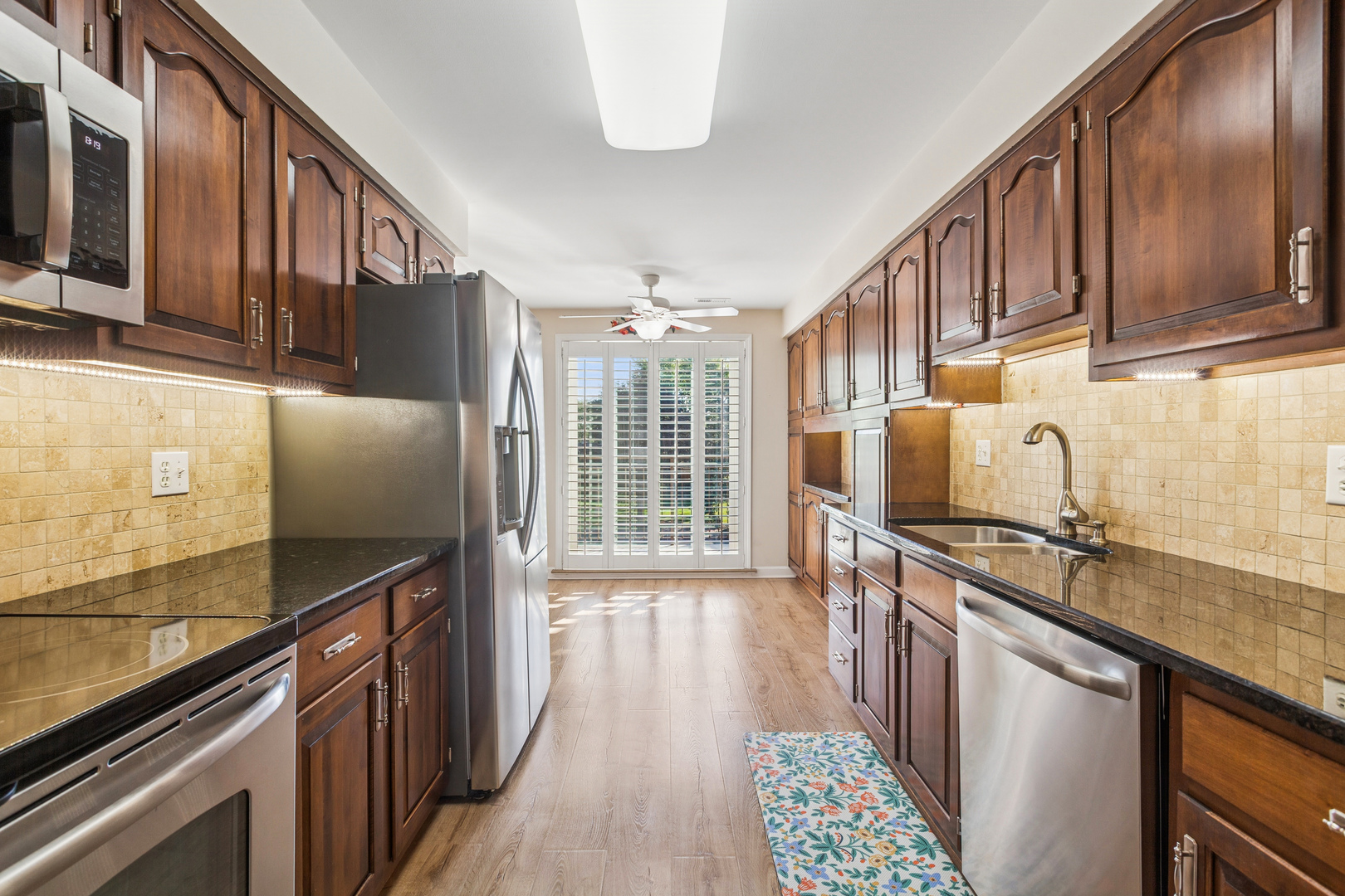 701 Lake Hinsdale Drive #309, Willowbrook, IL 60527