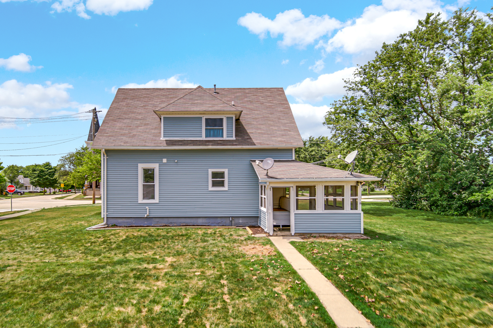 110 S Wood Street, Elwood, IL 60421