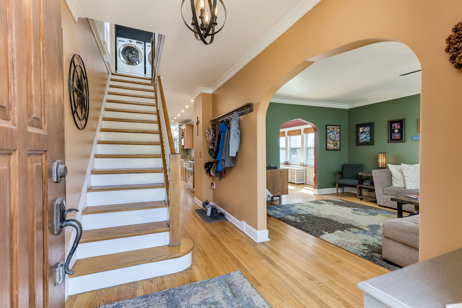 1709 N Newland Avenue, Chicago, IL 60707