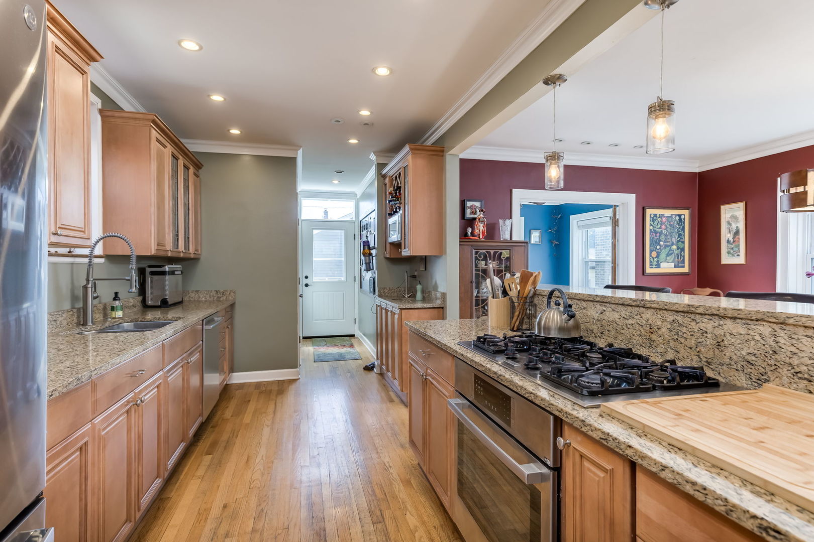 1709 N Newland Avenue, Chicago, IL 60707