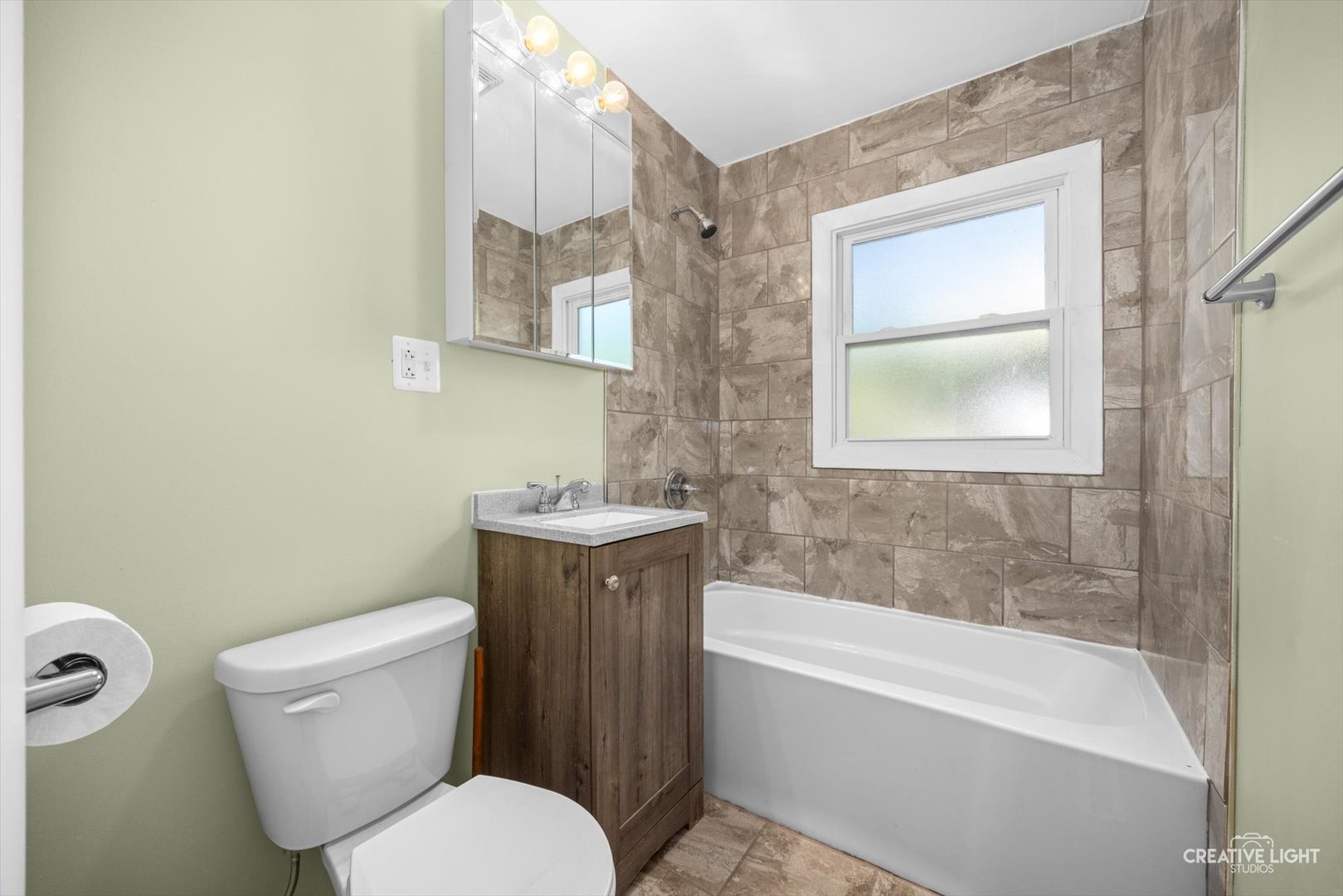 1806 E Sauk Trail, Sauk Village, IL 60411