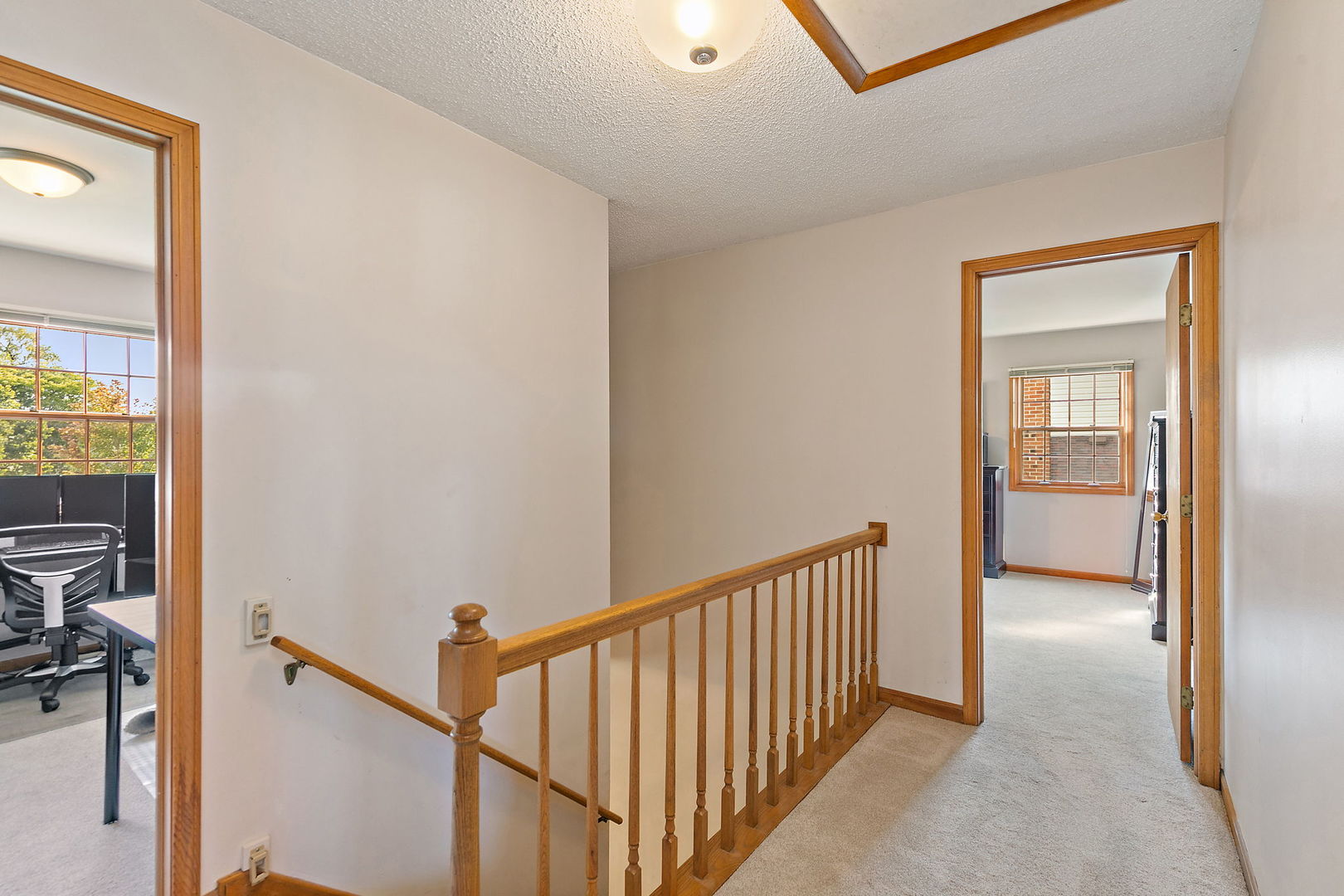 718 N Point Drive, Schaumburg, IL 60193