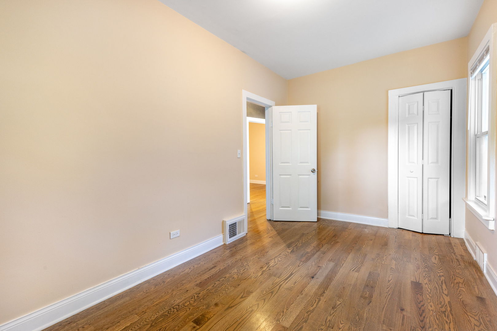 325 W 107th Street, Chicago, IL 60628
