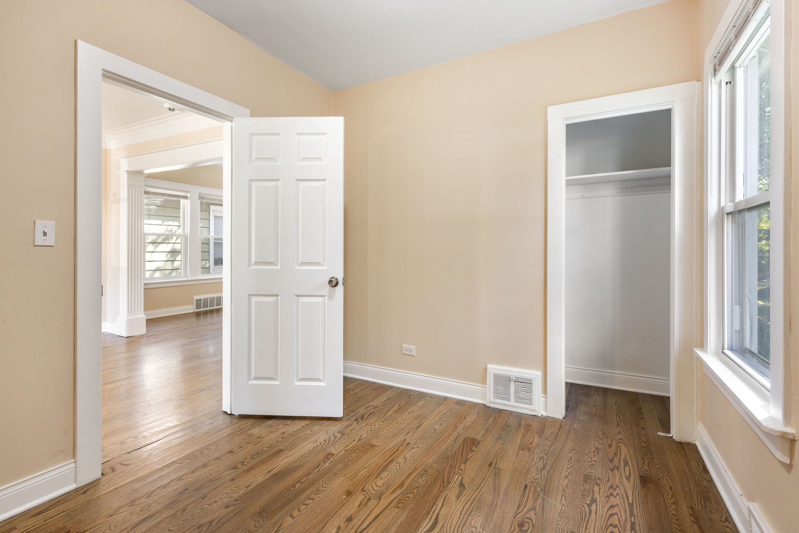 325 W 107th Street, Chicago, IL 60628