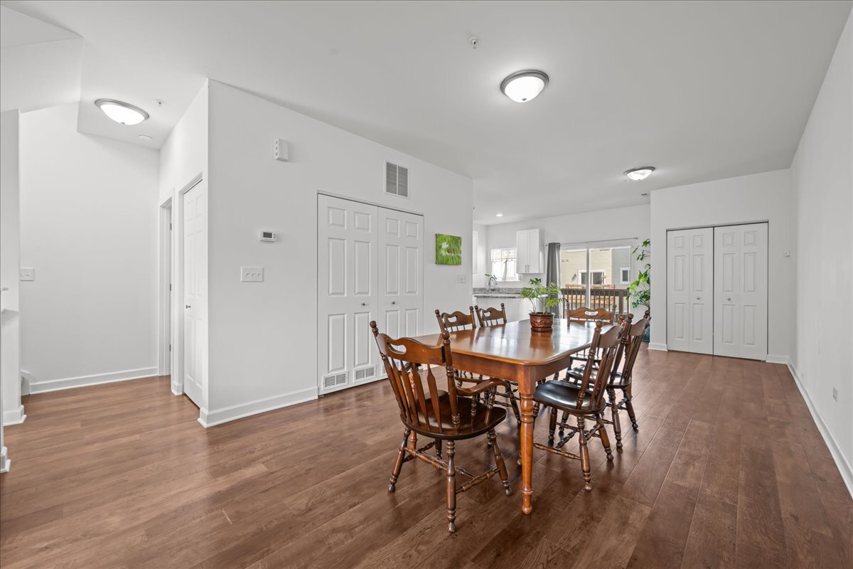 1341 Carolyn Court, Yorkville, IL 60560