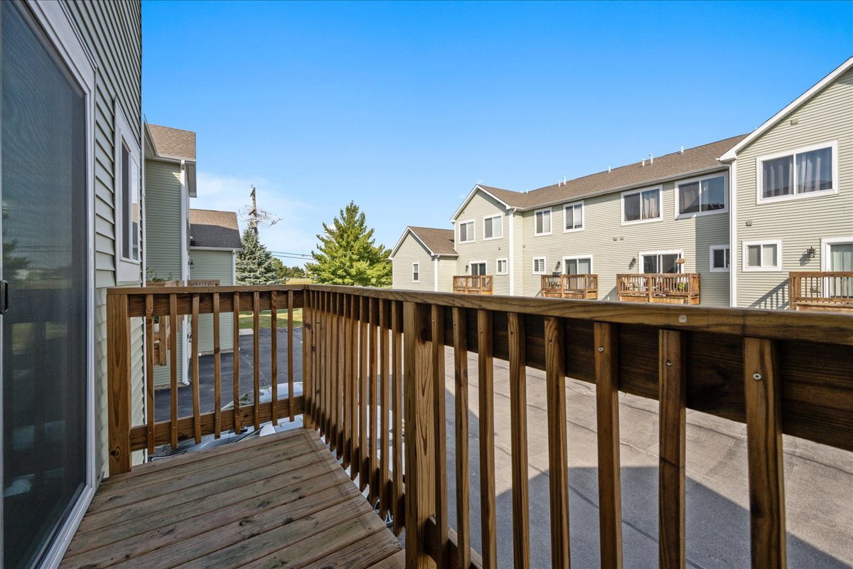 1341 Carolyn Court, Yorkville, IL 60560