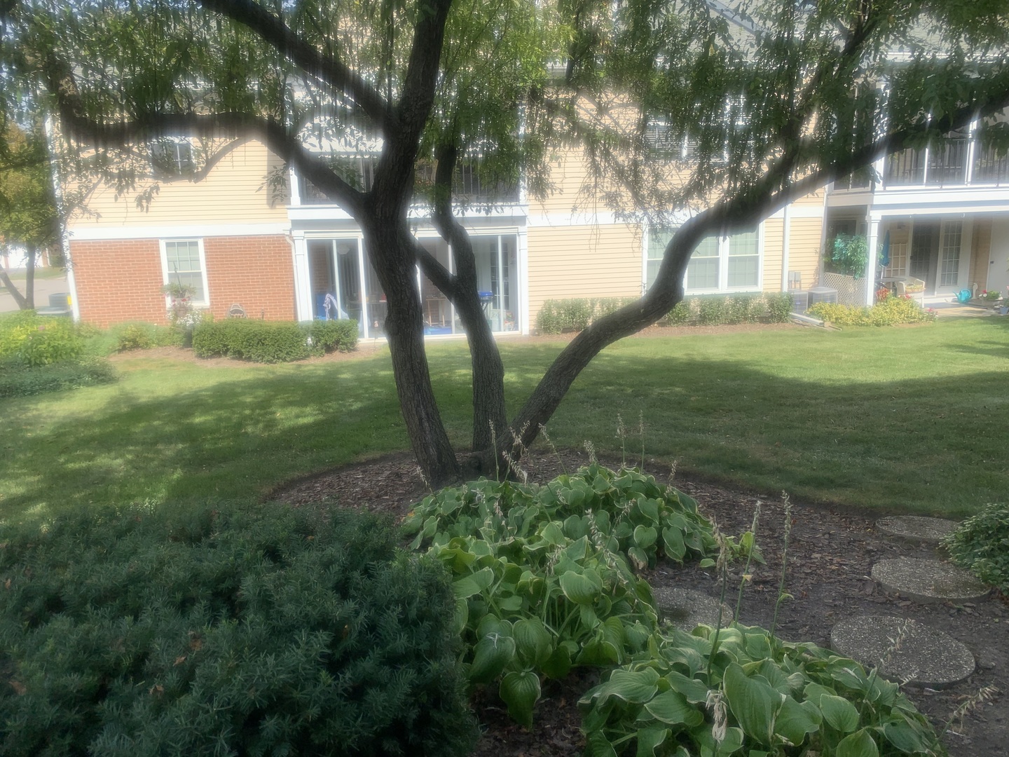 1311 Nutmeg Court #A, Mount Prospect, IL 60056