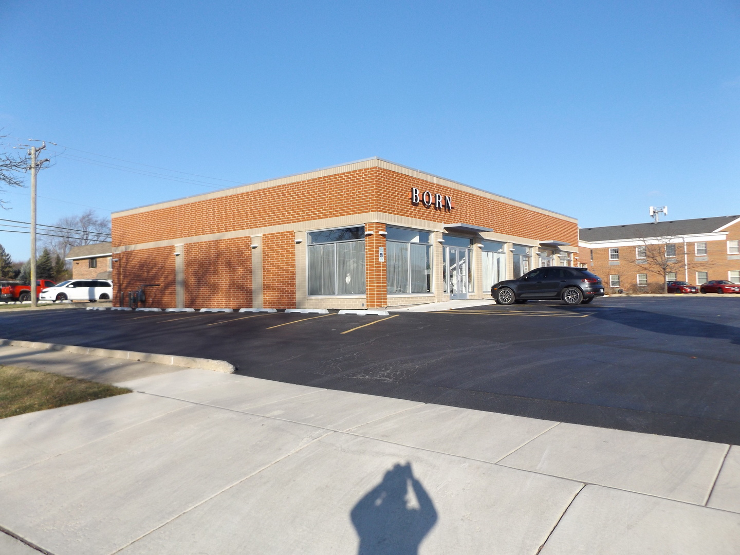 1052 S Arlington Heights Road, Arlington Heights, IL 60005
