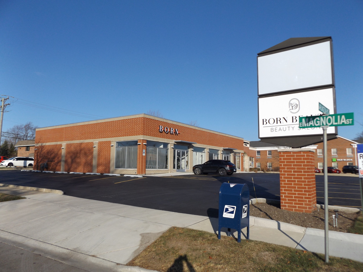 1052 S Arlington  Heights Road, Arlington Heights, IL 60005