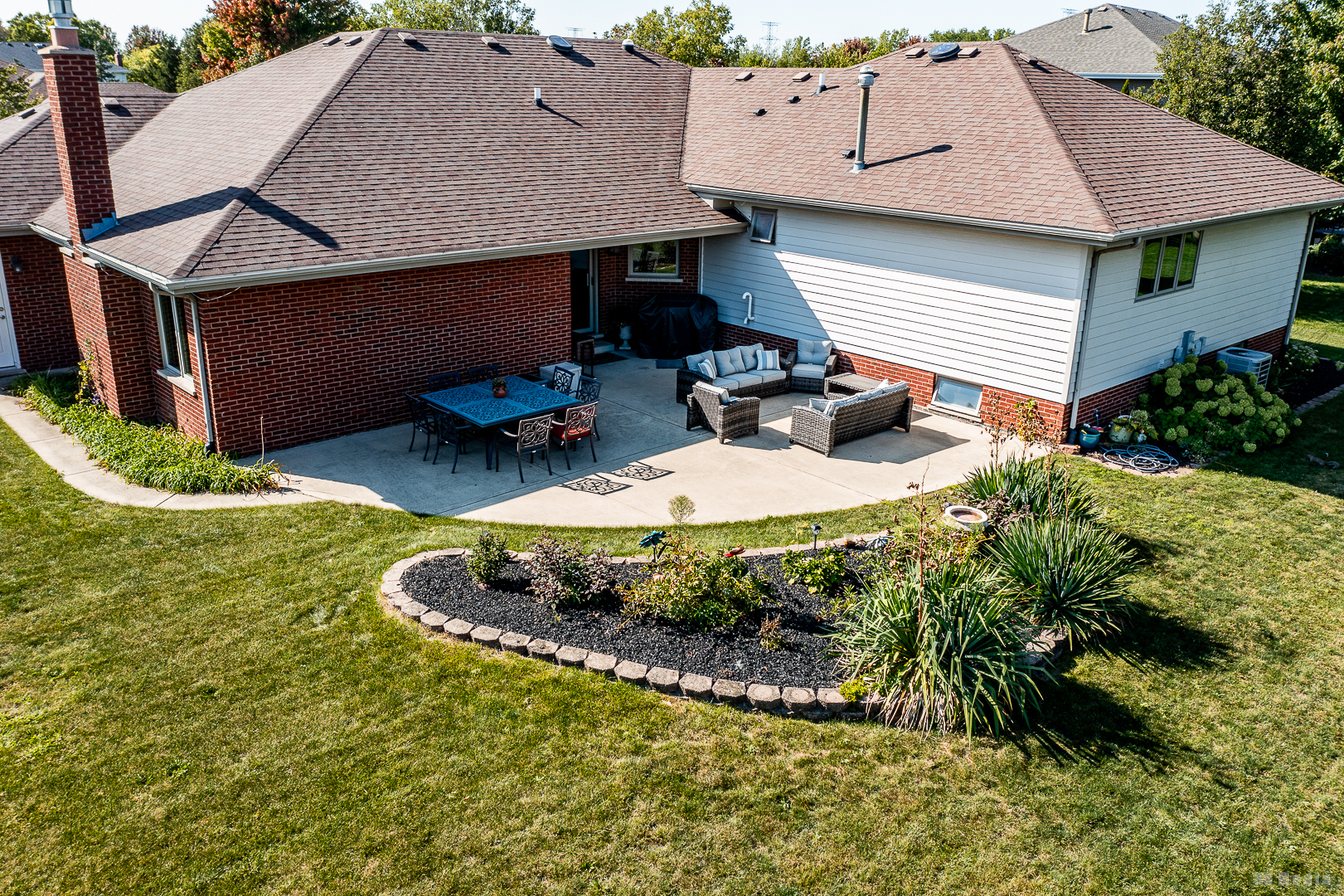 22151 Clove Drive, Frankfort, IL 60423